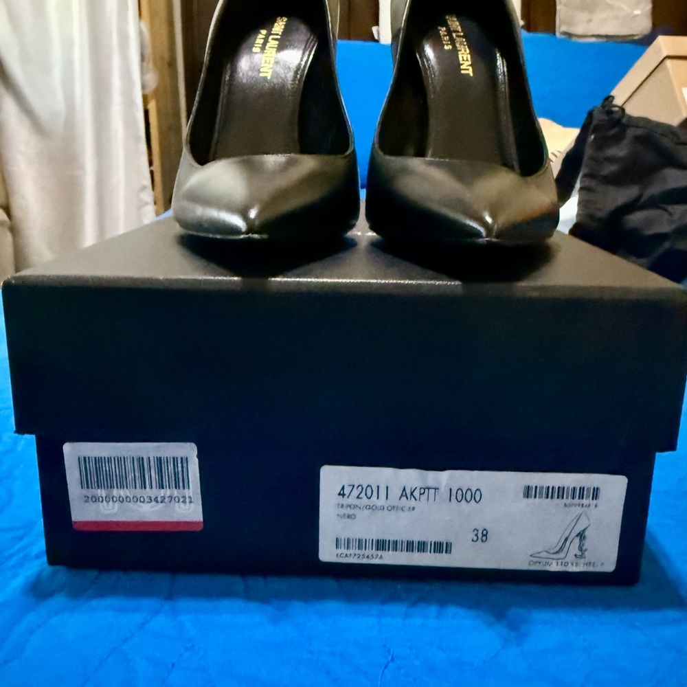 Saint Laurent Black Heels - Picture 1 of 5